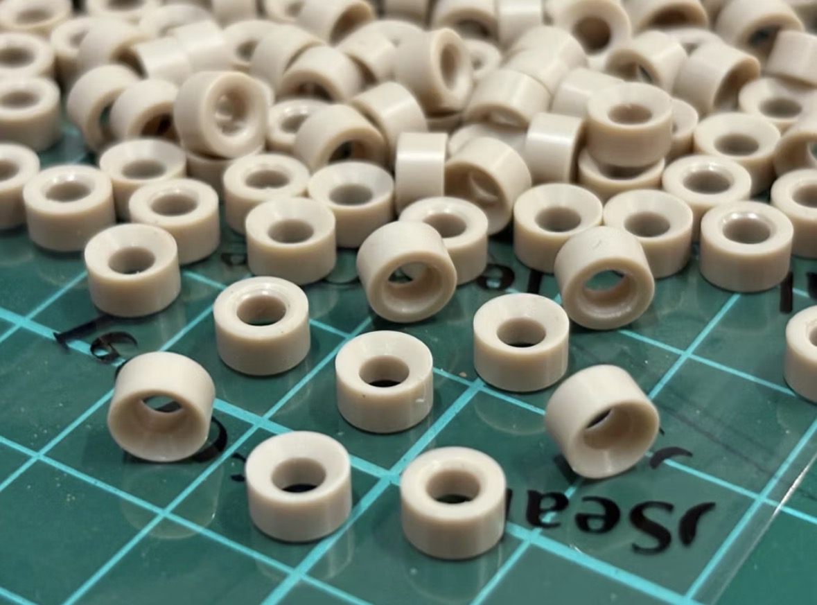 Ring Piston pompa pcp Bahan Sustapeek + Oring Seal FKM90 Tahan Panas Part piston pompa ring piston pompa pcp high pressure thumbnail 2